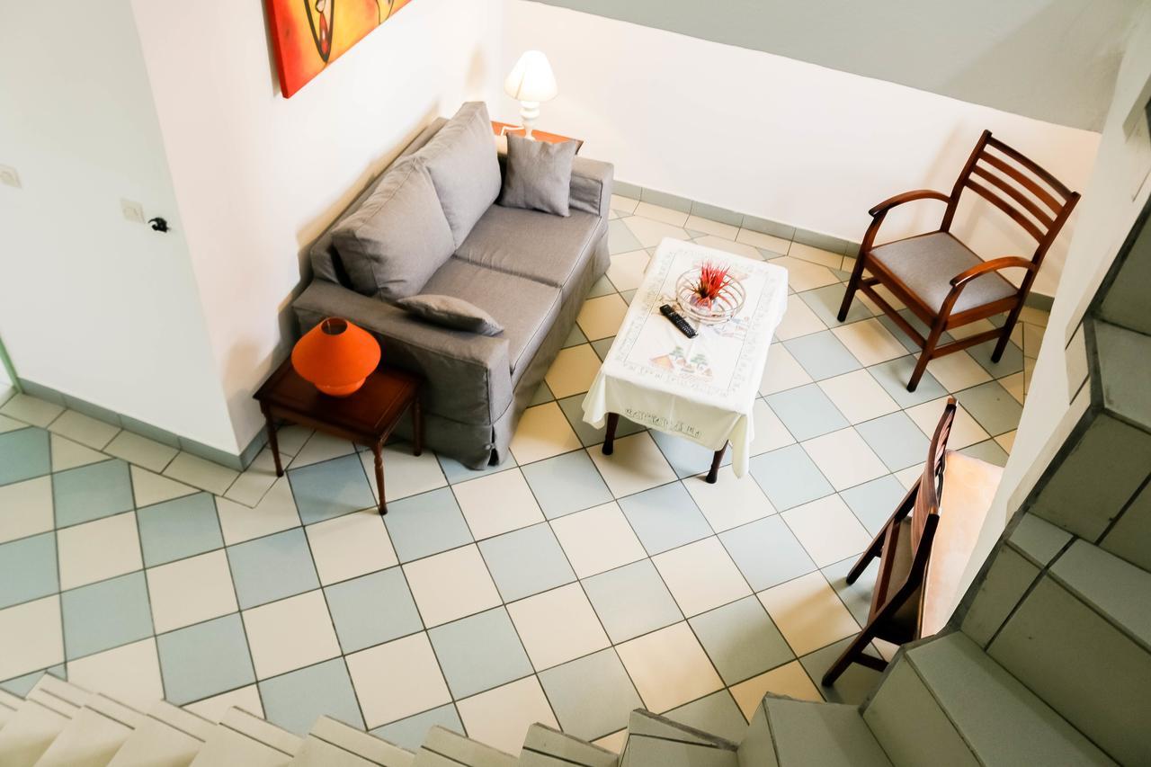 Tchero Appartement 1 Дуала Экстерьер фото