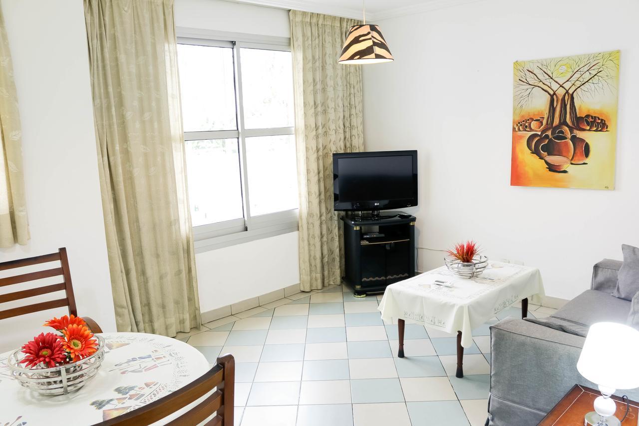 Tchero Appartement 1 Дуала Экстерьер фото