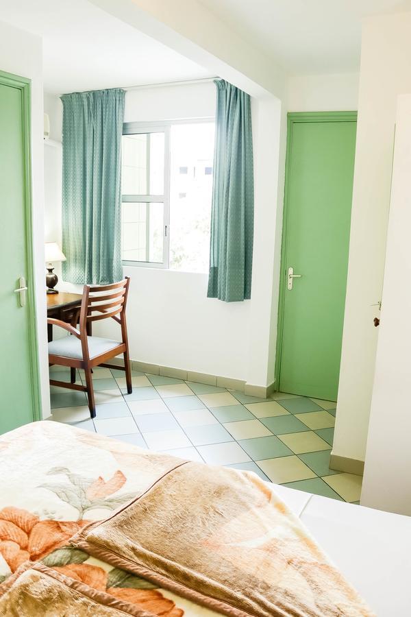 Tchero Appartement 1 Дуала Экстерьер фото